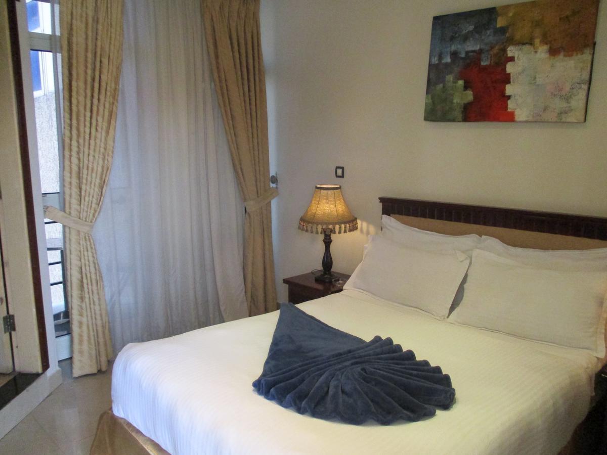 Stay Easy Hotel Addis Abeba Esterno foto