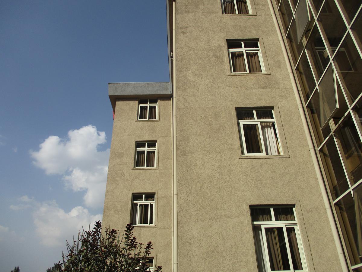 Stay Easy Hotel Addis Abeba Esterno foto