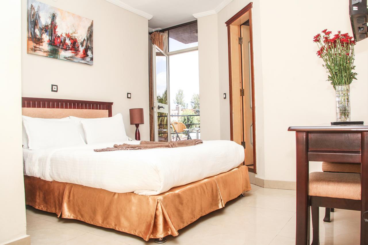 Stay Easy Hotel Addis Abeba Esterno foto